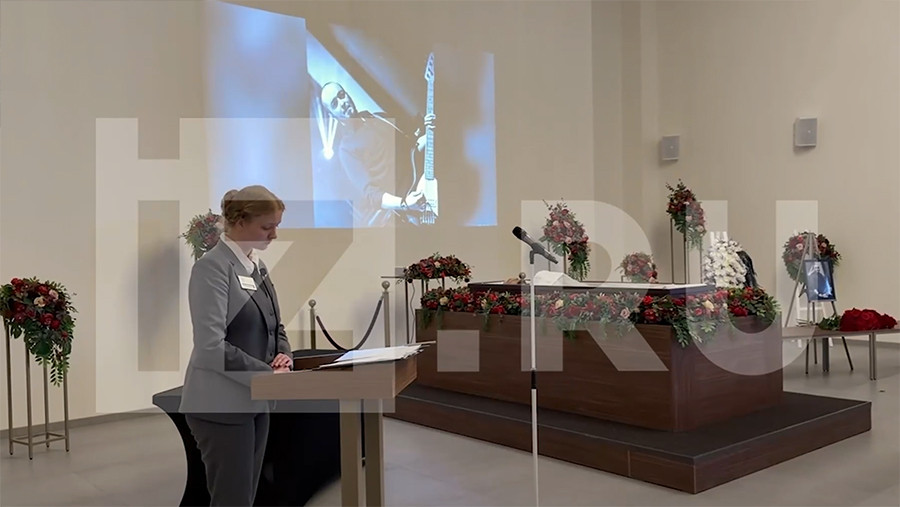 В Петербурге прошла церемония прощания с басистом &laquo;Кукрыниксов&raquo; Оганяном