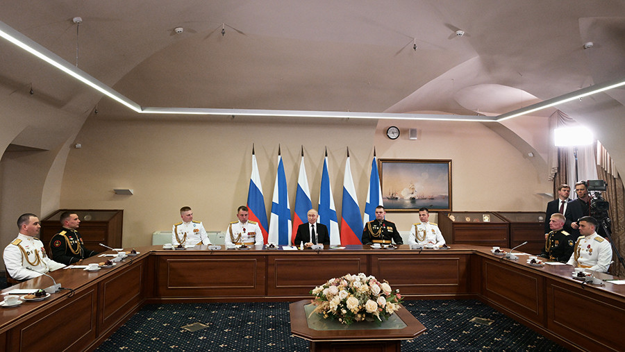 Путин сообщил о своем интересе к публикациям блогеров о ходе СВО Путин сообщил о своем интересе к публикациям блогеров о ходе СВО