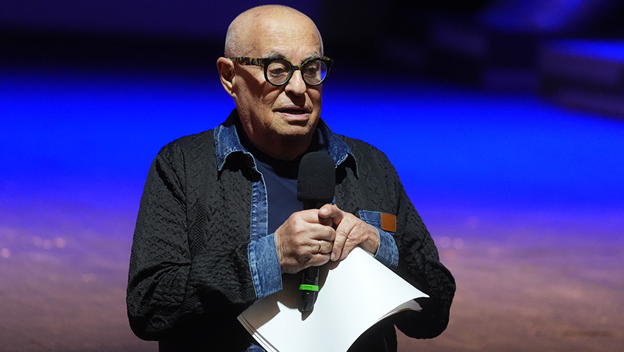 Марк Розовский рассказал о возможном преемнике в театре «У Никитских ворот» Марк Розовский рассказал о возможном преемнике в театре «У Никитских ворот»