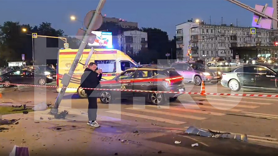 Число пострадавших при ДТП на юго-западе Москвы выросло до восьми