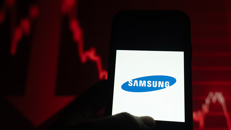 Samsung отказалась считать браком изъян своих смартфонов Samsung отказалась считать браком изъян своих смартфонов