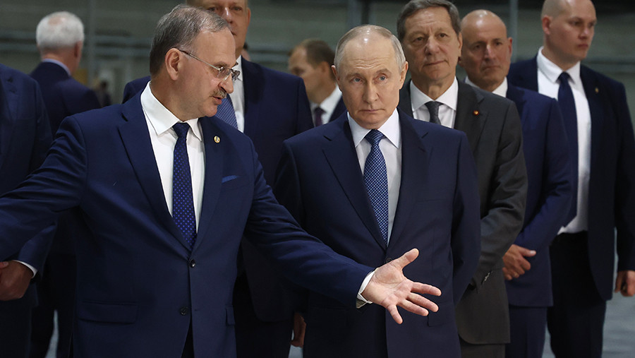 Путин призвал подстегнуть в РФ разработку технологий будущего