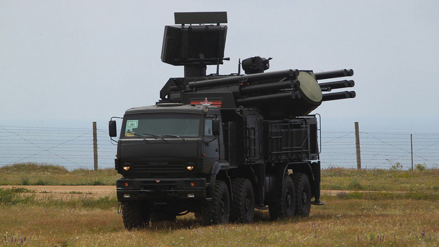 Силы ПВО за сутки перехватили свыше 1,1 тыс. дронов и четыре снаряда HIMARS
